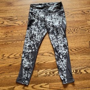 Under armour highrise workout/yoga tights leggings